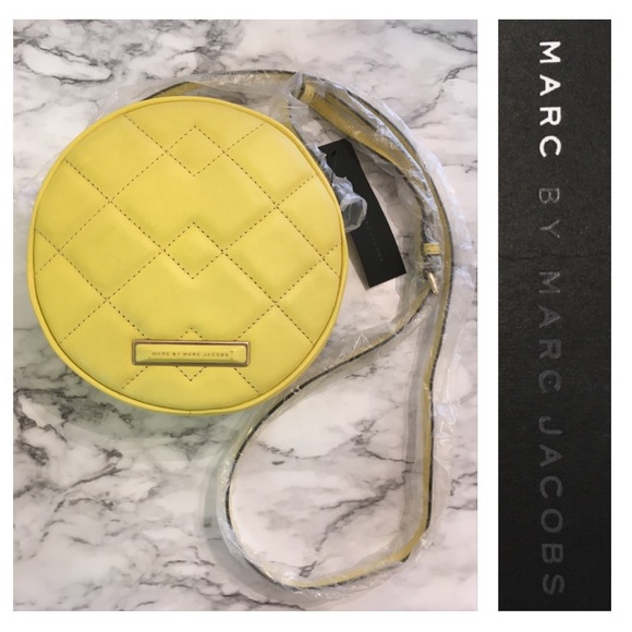 Marc By Marc Jacobs Handbags - Marc by MARC JACOBS Shape Up Jackson Banana Creme